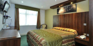sleeping in london_hotel oliver