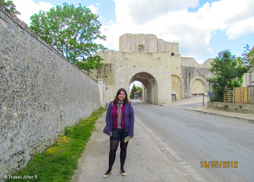 Porte de Jouy @ Provins, Île-de-France, France, by TravelAfter5